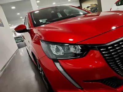 Vendo Peugeot 208 2020 - 14990 EUR, 70000 km - AUTO.MOTO.pt