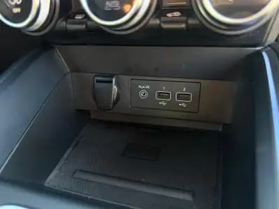 Vendo Renault Clio 2020 - 13480 EUR, 93000 km - AUTO.MOTO.pt