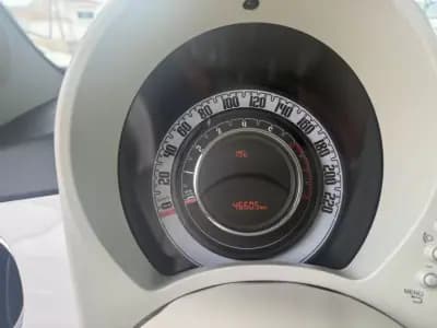 Sell Fiat 500 2019 - 13600 EUR, 45919 km - AUTO.MOTO.pt