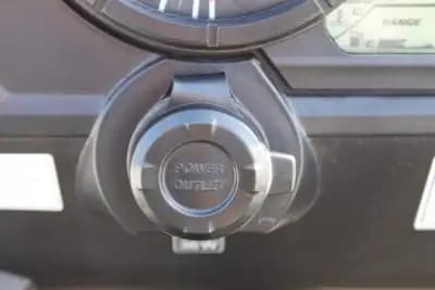 Sell Suzuki DL 2019 - 10750 EUR, 17000 km - AUTO.MOTO.pt