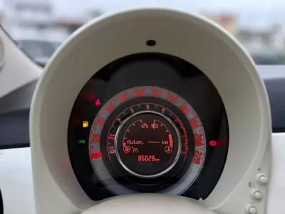 Vendo Fiat 500C 2020 - 10950 EUR, 85000 km - AUTO.MOTO.pt