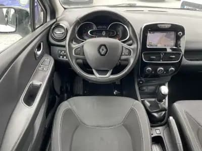 Vendo Renault Clio 2018 - 9600 EUR, 193898 km - AUTO.MOTO.pt