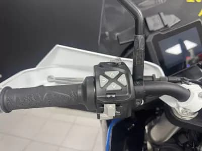 Vendo mota Husqvarna Norden 901 2023 - 14000 EUR, 8407 km - AUTO.MOTO.pt