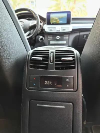 Sell Mercedes-Benz CLS 350 2014 - 25890 EUR, 230000 km - AUTO.MOTO.pt