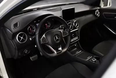 Vendo Mercedes-Benz A 200 2016 - 20950 EUR, 153146 km - AUTO.MOTO.pt