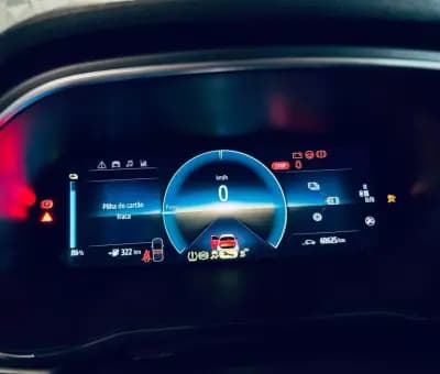 Sell Renault Zoe 2021 - 21990 EUR, 60654 km - AUTO.MOTO.pt