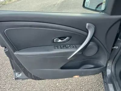 Vendo Renault Mégane Sport Tourer 2014 - 8500 EUR, 211200 km - AUTO.MOTO.pt