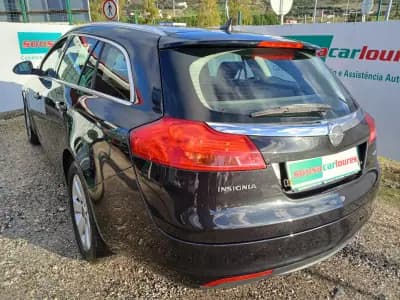 Sell Opel Insignia Sports Tourer 2011 - 7150 EUR, 176528 km - AUTO.MOTO.pt