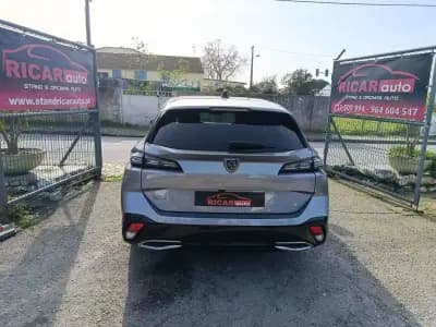 Vendo Peugeot 308 2023 - 18900 EUR, 75511 km - AUTO.MOTO.pt