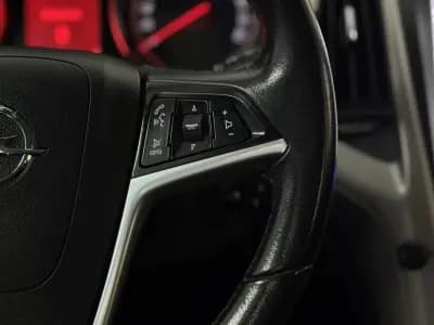 Vendo Opel Astra Sports Tourer 2011 - 6250 EUR, 235000 km - AUTO.MOTO.pt