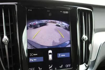 Vendo Volvo V60 2020 - 26400 EUR, 128429 km - AUTO.MOTO.pt