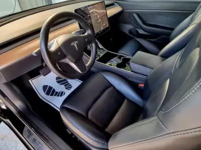 Vendo Tesla Model 3 2020 - 23500 EUR, 81000 km - AUTO.MOTO.pt