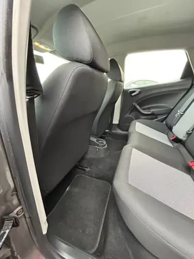 Vendo SEAT Ibiza 2017 - 8990 EUR, 267000 km - AUTO.MOTO.pt