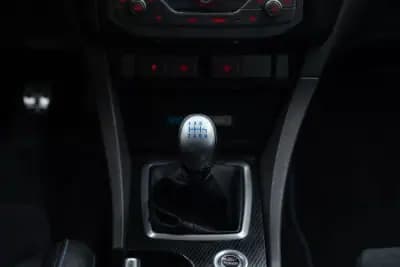 Sell Ford Focus 2009 - 44950 EUR, 132000 km - AUTO.MOTO.pt