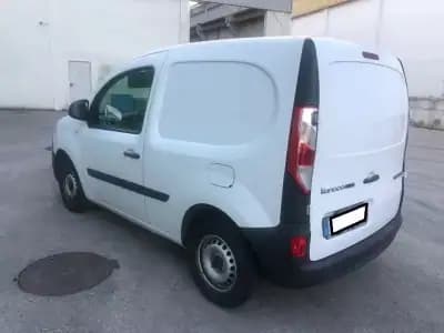Vendo Renault Kangoo 2019 - 8450 EUR, 180000 km - AUTO.MOTO.pt