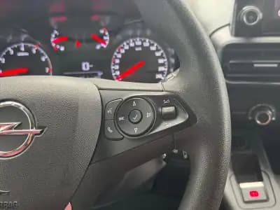 Vendo Opel Combo 2022 - 13950 EUR, 129000 km - AUTO.MOTO.pt