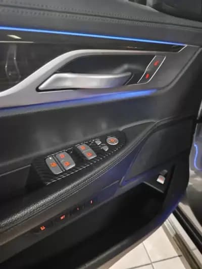 Vendo BMW 740 2018 - 30750 EUR, 246000 km - AUTO.MOTO.pt