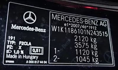 Sell Mercedes-Benz CLA 180 2021 - 28999 EUR, 100000 km - AUTO.MOTO.pt