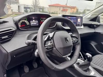 Sell Peugeot 208 2024 - 17990 EUR, 1500 km - AUTO.MOTO.pt