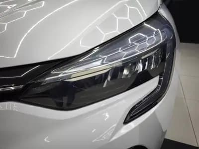 Sell Renault Clio 2020 - 13450 EUR, 185157 km - AUTO.MOTO.pt