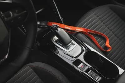 Sell Peugeot e-2008 2021 - 21750 EUR, 62670 km - AUTO.MOTO.pt