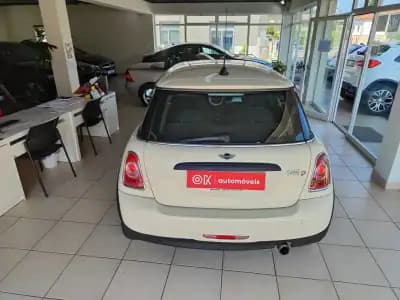 Sell MINI 2011 - 8250 EUR, 180000 km - AUTO.MOTO.pt