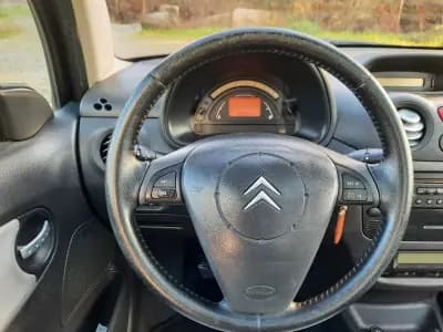 Vendo Citroën C3 2003 - 4950 EUR, 208078 km - AUTO.MOTO.pt