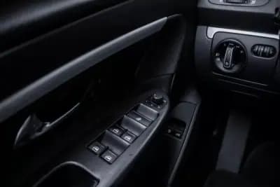 Vendo Volkswagen EOS 2006 - 9990 EUR, 272113 km - AUTO.MOTO.pt