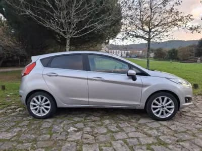 Sell Ford Fiesta 2016 - 9990 EUR, 87600 km - AUTO.MOTO.pt