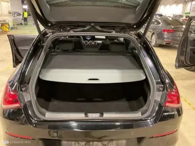 Vendo Mercedes-Benz CLA 180 2021 - 25900 EUR, 119616 km - AUTO.MOTO.pt