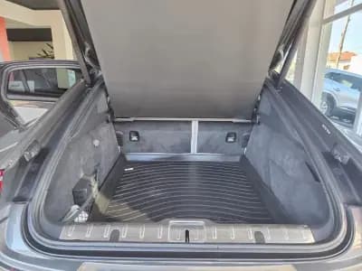 Sell Porsche Panamera 2017 - 67750 EUR, 99900 km - AUTO.MOTO.pt