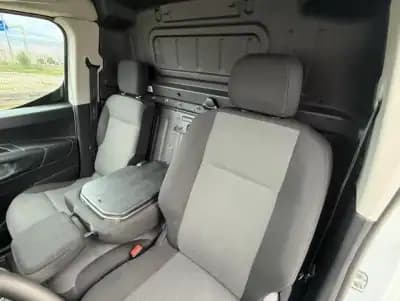 Vendo Citroën Berlingo 2022 - 15250 EUR, 101600 km - AUTO.MOTO.pt