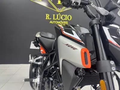 Vendo mota Kove Moto 2025 - 3190 EUR, 0 km - AUTO.MOTO.pt