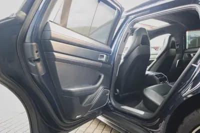 Sell Porsche Panamera Sport Turismo 2019 - 69880 EUR, 97640 km - AUTO.MOTO.pt