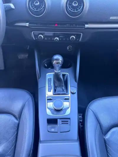 Sell Audi A3 2018 - 19500 EUR, 114450 km - AUTO.MOTO.pt