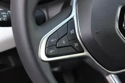 Sell Renault Clio 2020 - 13400 EUR, 95969 km - AUTO.MOTO.pt