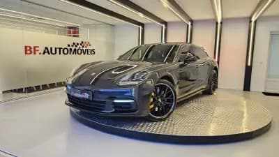 Sell Porsche Panamera Sport Turismo 2018 - 71900 EUR, 135500 km - AUTO.MOTO.pt