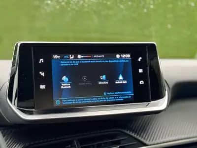 Sell Peugeot 208 2022 - 13800 EUR, 40000 km - AUTO.MOTO.pt