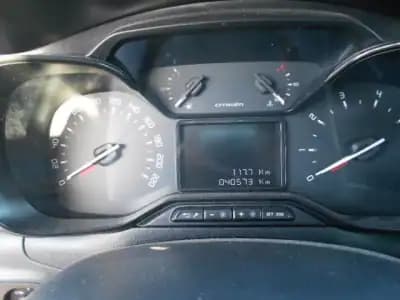 Vendo Citroën C3 2024 - 15900 EUR, 40557 km - AUTO.MOTO.pt