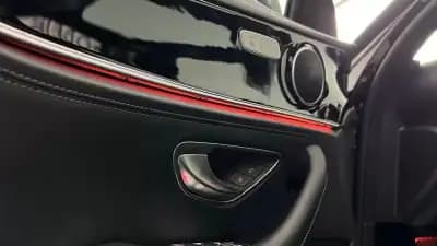 Sell Mercedes-Benz E 300 2022 - 42990 EUR, 90455 km - AUTO.MOTO.pt