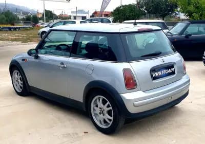Vendo MINI One 2004 - 7990 EUR, 179700 km - AUTO.MOTO.pt