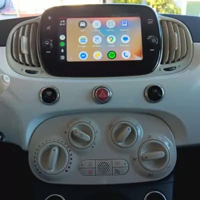 Vendo Fiat 500 2022 - 12900 EUR, 76609 km - AUTO.MOTO.pt