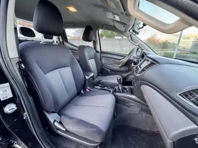 Sell Mitsubishi L200 2016 - 18500 EUR, 327000 km - AUTO.MOTO.pt