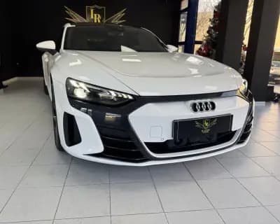 Vendo Audi e-tron GT 2023 - 62500 EUR, 53927 km - AUTO.MOTO.pt