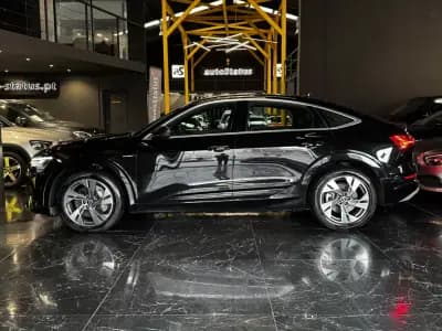 Vendo Audi e-tron Sportback 2022 - 39990 EUR, 95200 km - AUTO.MOTO.pt