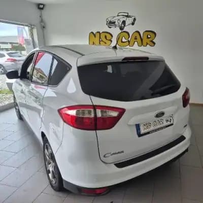 Vendo Ford C-Max 2013 - 11450 EUR, 147807 km - AUTO.MOTO.pt
