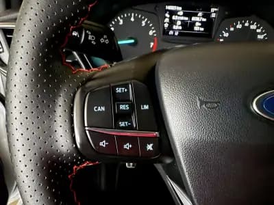 Vendo Ford Fiesta 2018 - 12500 EUR, 146800 km - AUTO.MOTO.pt