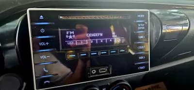 Vendo Toyota Hilux 2020 - 29990 EUR, 38000 km - AUTO.MOTO.pt