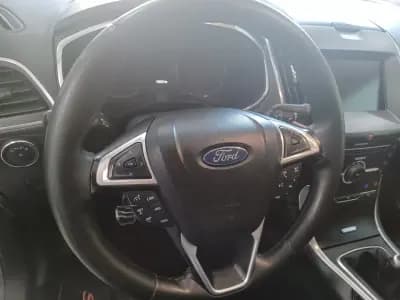 Vendo Ford S-Max 2015 - 21890 EUR, 180021 km - AUTO.MOTO.pt