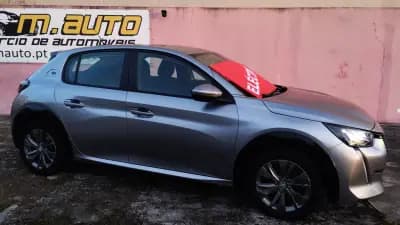 Sell Peugeot e-208 2021 - 17500 EUR, 49000 km - AUTO.MOTO.pt
